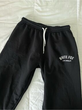 White Fox Los Angeles Black Sweatpants